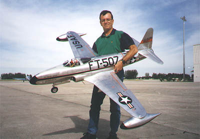 Rene Alvarez holding F-80
